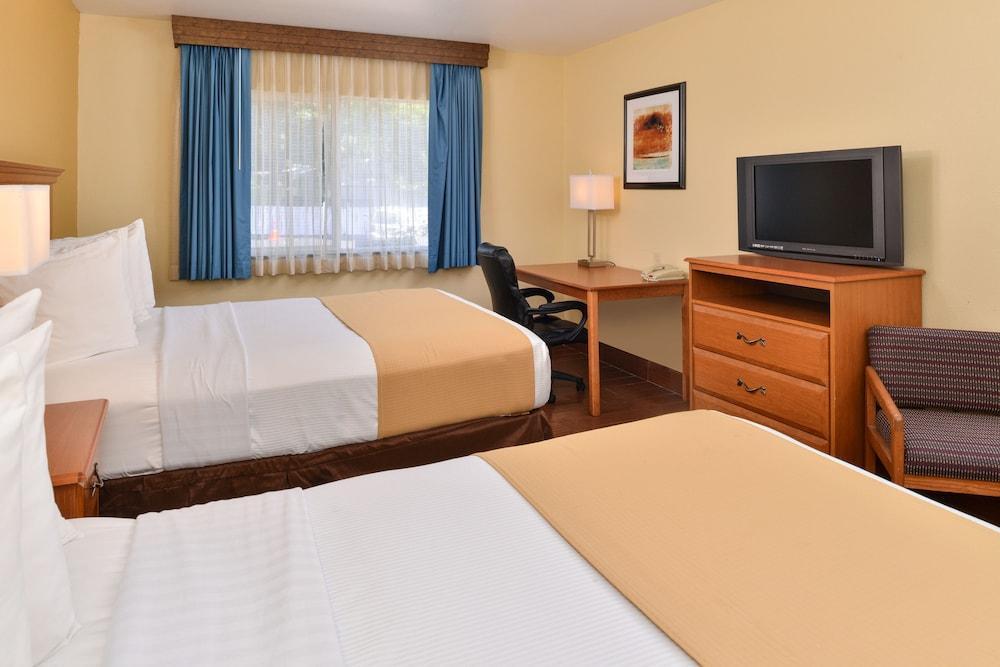 Best Western Kiva Inn Форт Коллинс Экстерьер фото