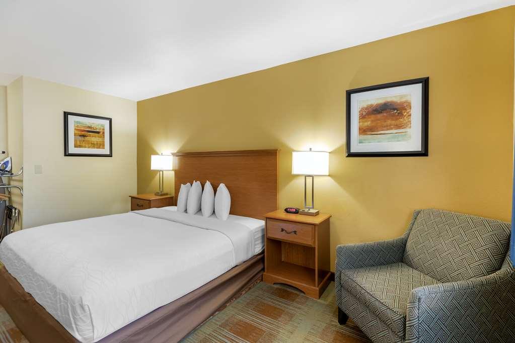 Best Western Kiva Inn Форт Коллинс Номер фото
