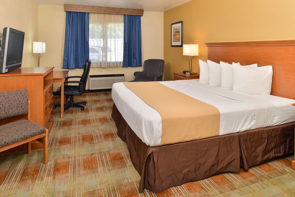 Best Western Kiva Inn Форт Коллинс Экстерьер фото